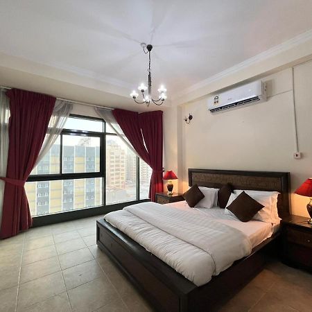 Al Abbas Tower Apartment Manama Luaran gambar