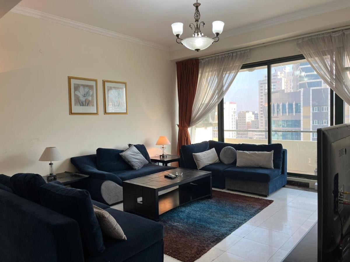 Al Abbas Tower Apartment Manama Luaran gambar